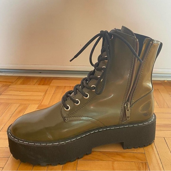 Green Flat form Combat Boots - Picture 3 of 3